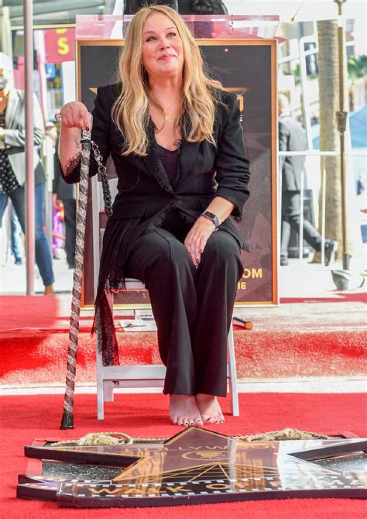 2024 Emmy Predictions: Christina Applegate's Potential Wins