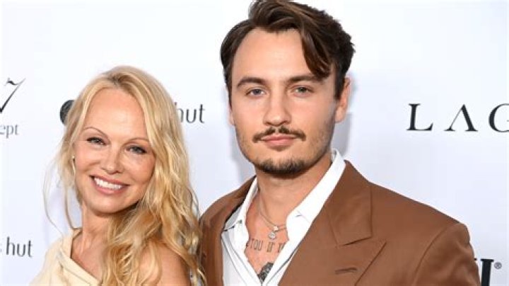 Brandon Thomas Lee's Love Life: Explore His Current And Past Relationships