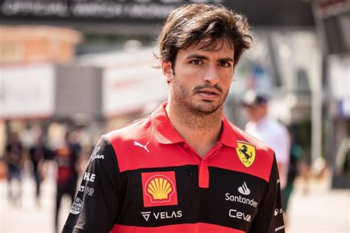 Carlos Sainz Jr.'s Wife: A Peek Into His Personal Life