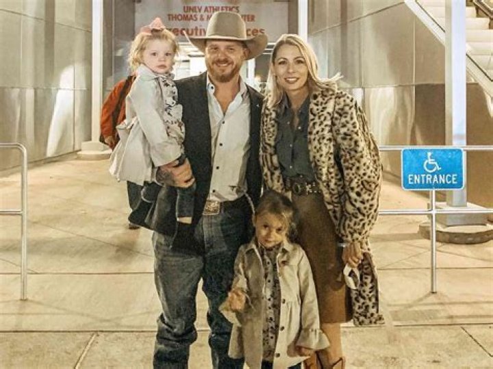 Cody Johnson's Wife: The Woman Behind The Country Star