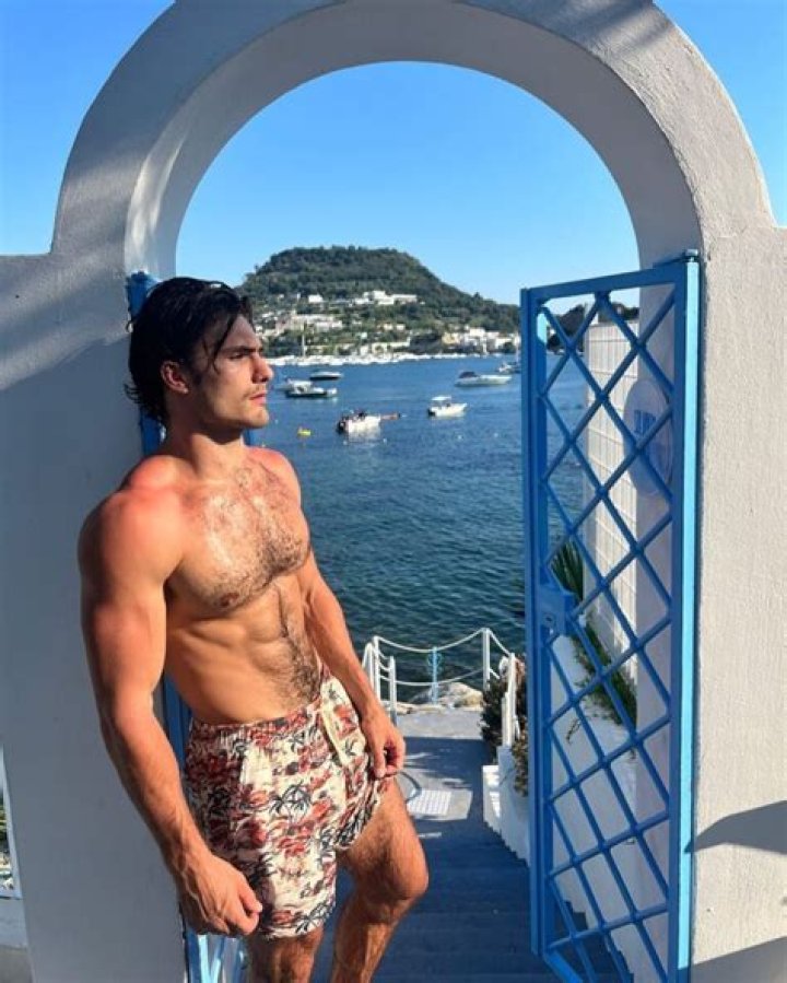 Danny Serafini Height, Weight, Net Worth, Age, Birthday, Wikipedia, Who, Instagram, Biography