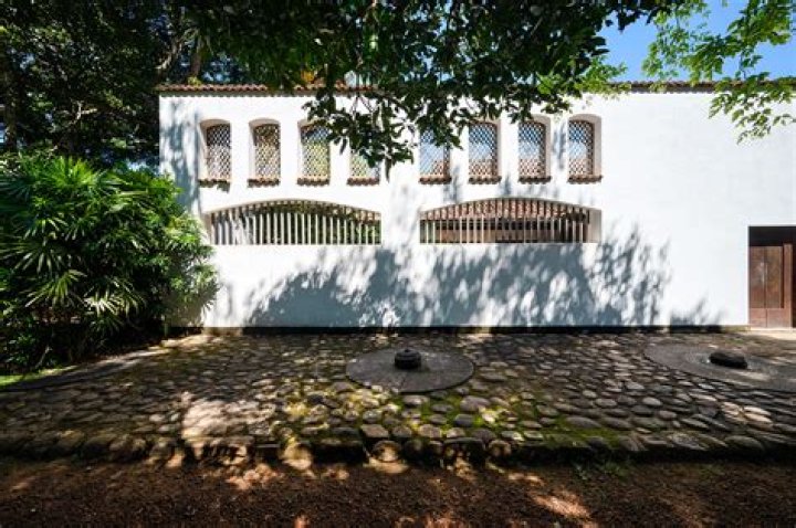 Discover The Unique Sai De Silva House: Architectural Marvel Unveiled