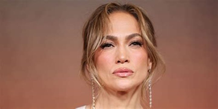 Exploring The Allure Of Jennifer Lopez Young