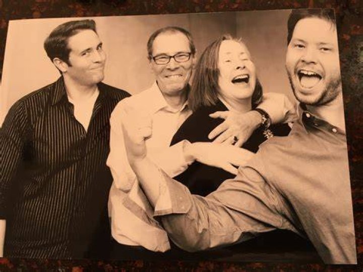 Exploring The Hilarious World Of Ike Barinholtz: Movies And TV Shows