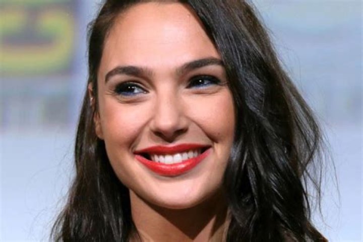 Gal Gadot's Net Worth And Husband: A Closer Look