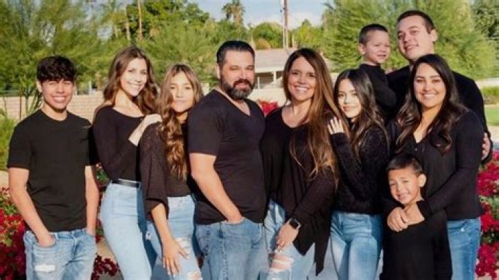Get To Know Jenna Ortegas Family: A Comprehensive Guide