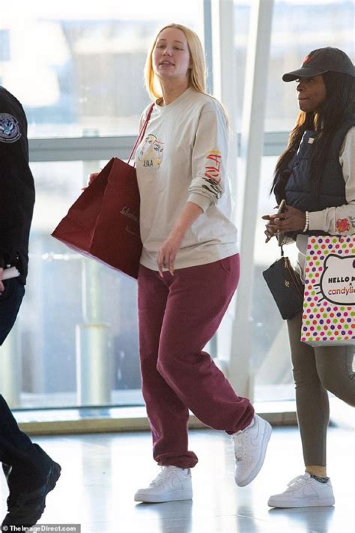 Iggy Azalea Pregnant: Expecting First Child