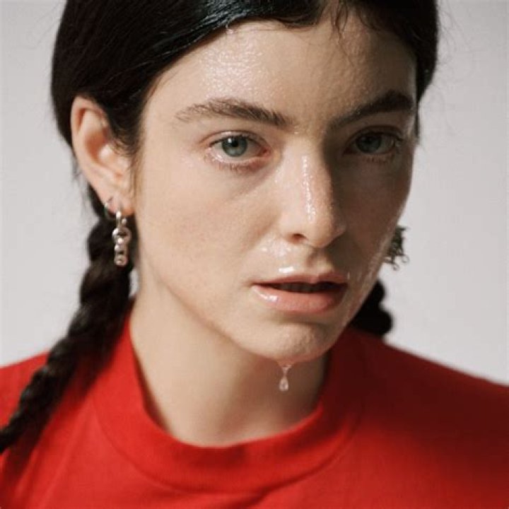 Is Lorde Hitched? Uncover The Truth About Her Marital Status