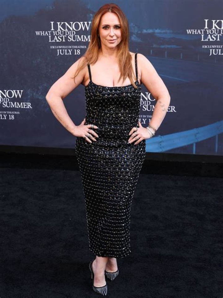 Jennifer Love Hewitt's Height: The Actress's Towering Stature