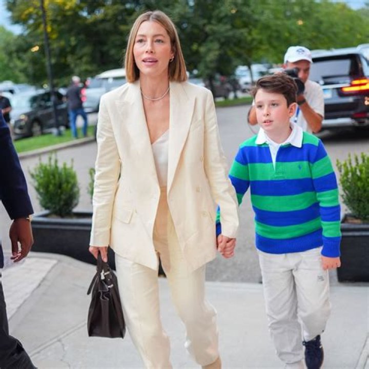 Jessica Biel's Boyfriend: A Comprehensive Guide