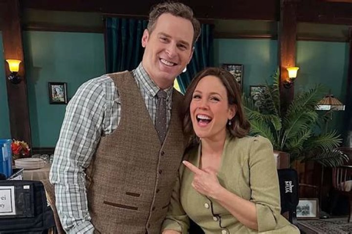 Latest Scoop On Erin Krakow's Relationships: Who's She Dating?