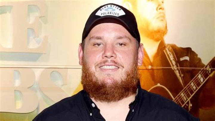 Luke Combs' Startling Transformation: Unveiling His Bald Look