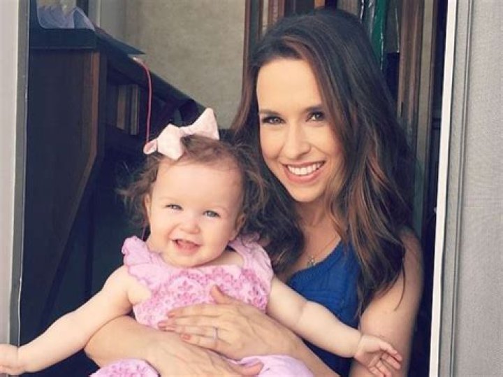 Meet Lacey Chabert's Captivating Daughter: A Glimpse Into Family Life