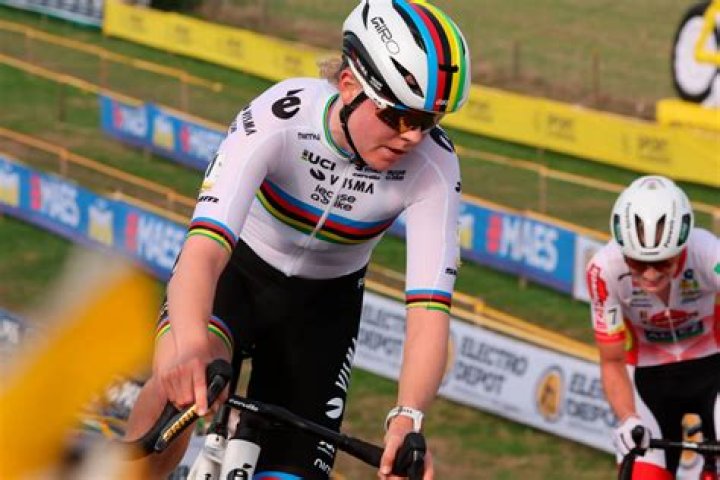 Meet Lucy Aston: The Rising Star Of British Triathlon