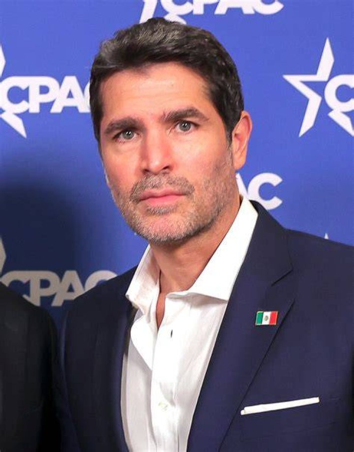 Pati Chapoy: Mexican Journalist And TV Host