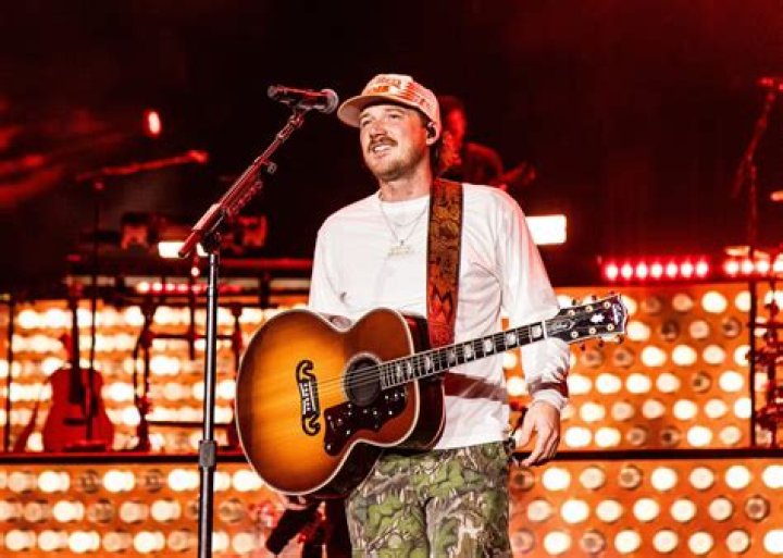 The Unstoppable Duo: Morgan Wallen And Lil Durk Conquer Chicago
