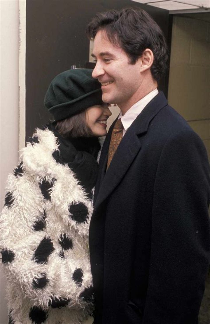 Times Tom Hanks Tied The Knot: Discover His Marital History