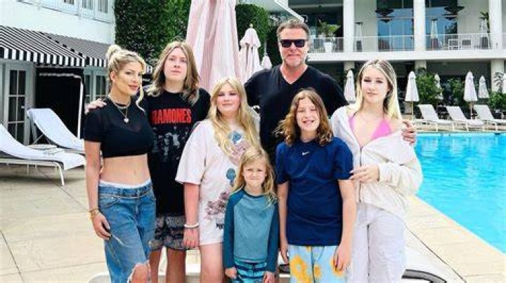 Tori Spelling And Dean McDermott: A Hollywood Roller Coaster