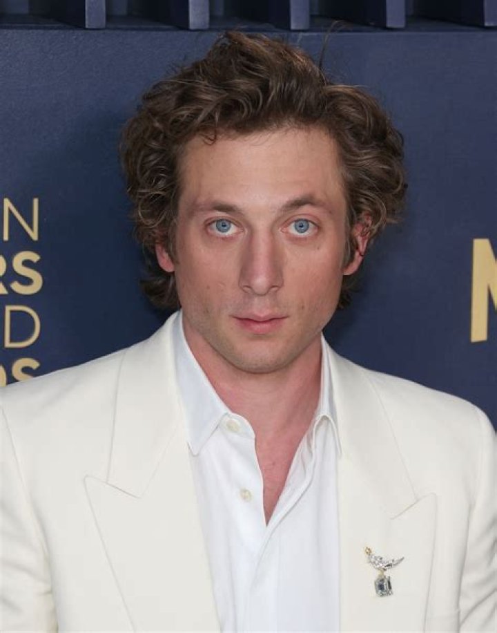 Unveiling The Wealth Of Jeremy Allen White: A Deep Dive Into His Net Worth