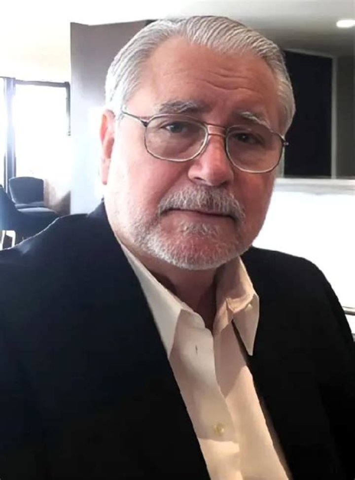 Watch Exclusive Kenneth Darlington Videos Online Now