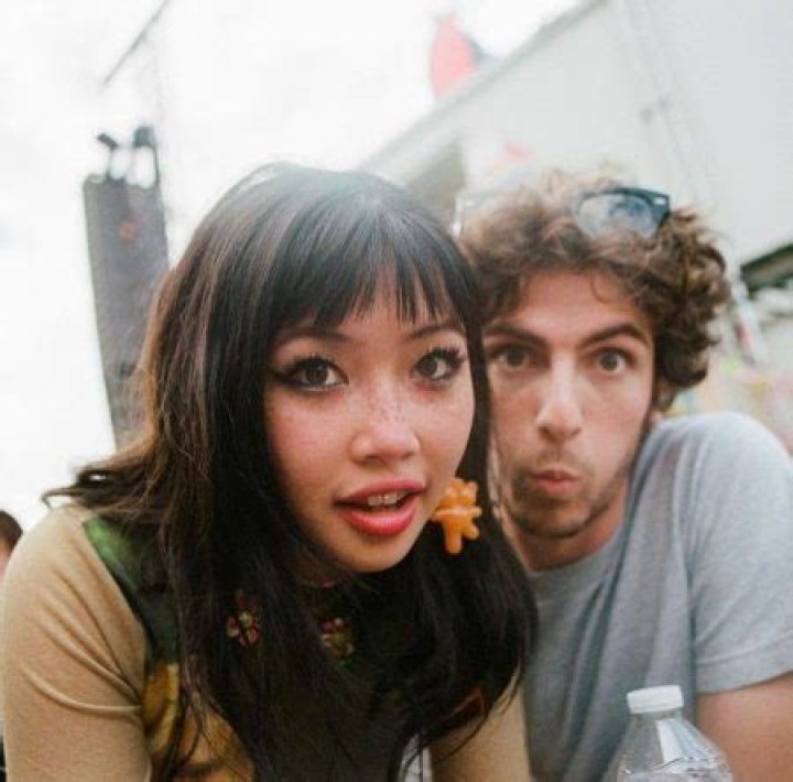 Who's Beabadoobee's Current Boyfriend?